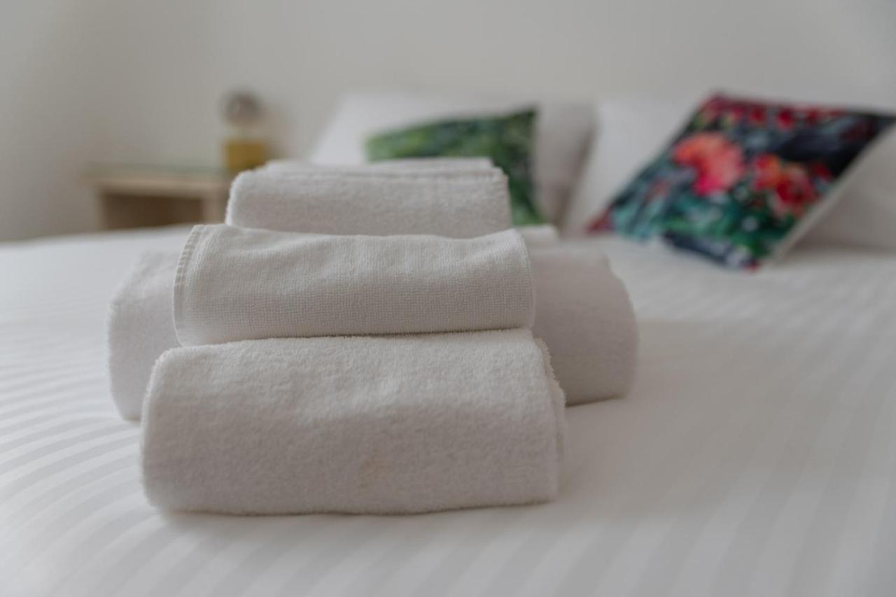 Living Sestri Airport Apartman Genova Kültér fotó