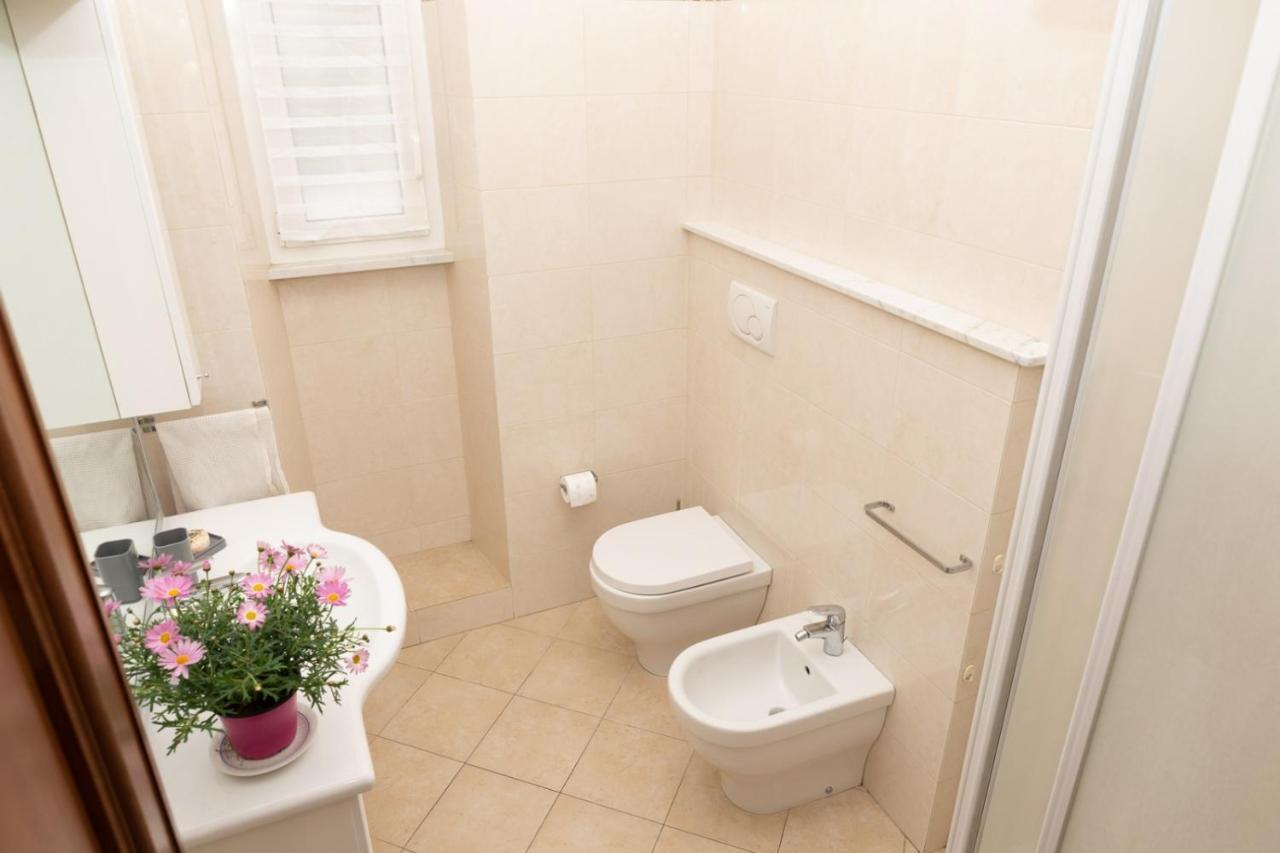Living Sestri Airport Apartman Genova Kültér fotó